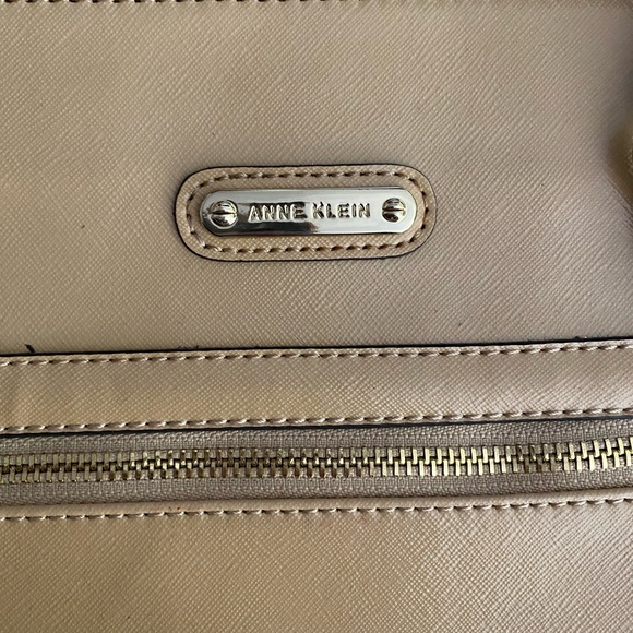 Anne Klein Cream Faux Leather
Double Handled Purse Tote Handbag - Picture 8 of 11